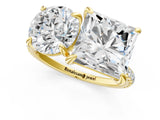 Yellow gold Round and Princess Toi Moi Ring with Prong Setting and Pave Band 3