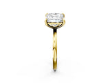 Yellow gold Round and Princess Toi Moi Ring with Prong Setting and Plain Band 2