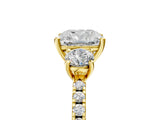 Yellow gold Three-Stone Cushion Cut Cut Diamond Pavé Band with Prong Setting_20
