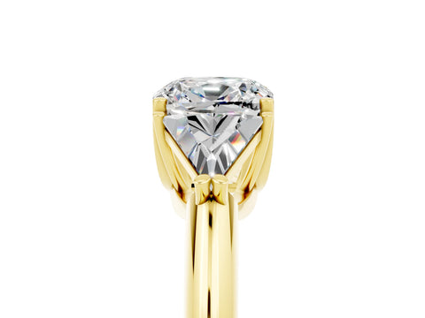 Yellow gold Three-Stone Cushion Cut Cut Diamond Ring with Trillion Side Stones and Four-Prong Setting_5