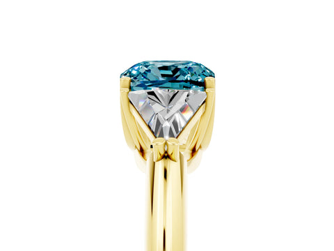 Yellow gold Three-Stone Cushion Cut Cut Diamond Ring with Trillion Side Stones and Four-Prong Setting_5