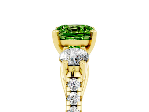 Yellow gold Three-Stone Cushion Cut Peridot Pavé Band with Four-Prong Setting_5