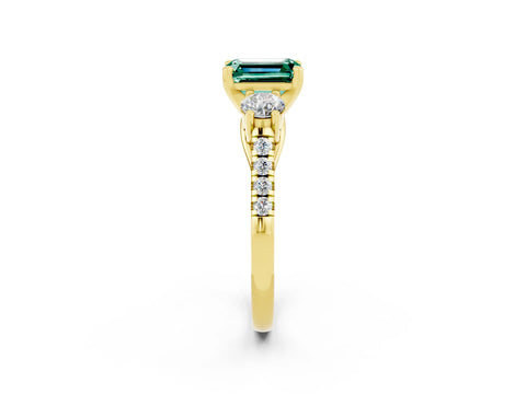 Yellow gold Three-Stone Emerald Cut Green Sapphire Pavé Band with Four-Prong Setting_2