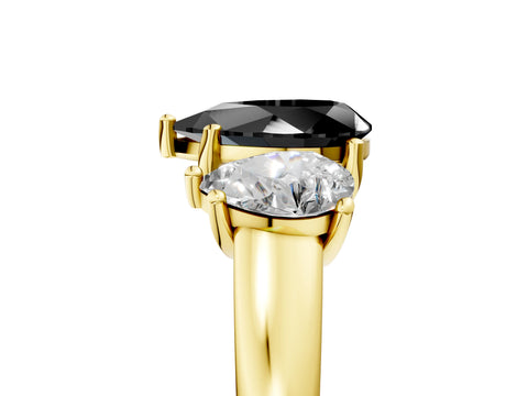 Yellow gold Three-Stone Fancy Black Pear Cut Cut Solitaire Ring with Classic Prong Setting_5