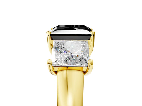 Yellow gold Three-Stone Fancy Black Princess Cut Cut Solitaire Ring with Classic Prong Setting_5