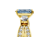 Yellow gold Three-Stone Fancy Blue Emerald  Cut Diamond Twist Band with Prong Setting_25