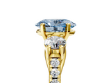 Yellow gold Three-Stone Fancy Blue Oval  Cut Diamond Pavé Band with Four-Prong Setting_33