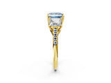 Yellow gold Three-Stone Fancy Blue Princess Cut Diamond Ring with Pavé Band and Prong Setting_70