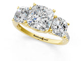 Yellow gold Three-Stone Fancy Green Cushion Cut Diamond Ring with Pavé Band and Prong Setting_50