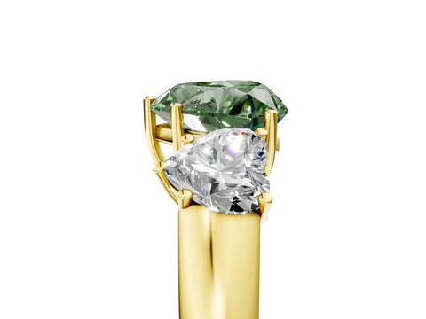 Yellow gold Three-Stone Fancy Green Heart Cut Cut Diamond Ring with Prong Setting and Classic Band_5