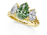 Yellow gold Three-Stone Fancy Green Pear Cut Diamond Braided Band Ring with Four-Prong Setting_41
