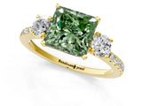 Yellow gold Three-Stone Fancy Green Princess Cut Cut Diamond Pavé Band with Prong Setting_16