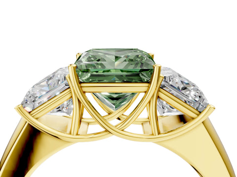 Yellow gold Three-Stone Fancy Green Princess Cut Cut Diamond Ring with Prong Setting and Classic Band_4