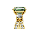 Yellow gold Three-Stone Fancy Green Princess  Cut Diamond Twist Band with Prong Setting_5