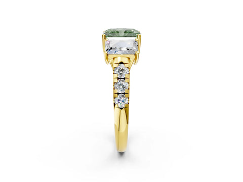 Yellow gold Three-Stone Fancy Green Radiant Cut Diamond Pavé Band with Prong Setting_2