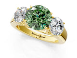 Yellow gold Three-Stone Fancy Green Round Cut Cut Diamond Ring with Prong Setting and Classic Band_1