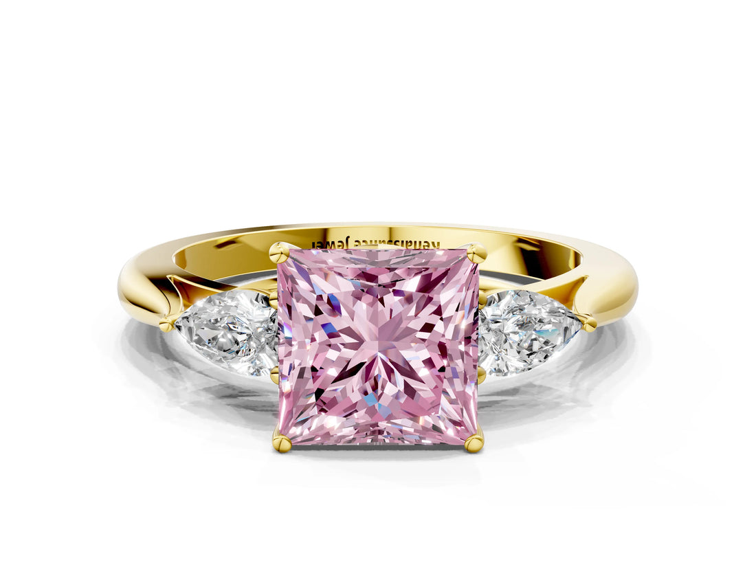 Yellow gold Three-Stone Fancy Pink Princess Cut Brilliant Diamond Solitaire Ring with Tapered Band and Four-Prong Setting_6