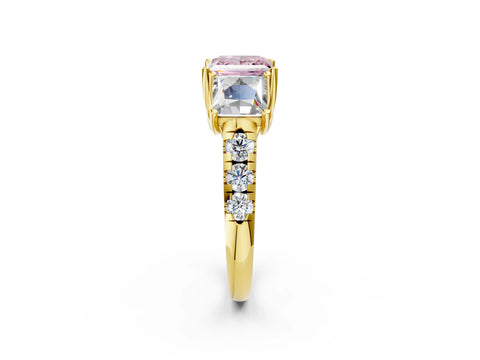 Yellow gold Three-Stone Fancy Pink Princess Cut Diamond Pavé Band with Prong Setting_2
