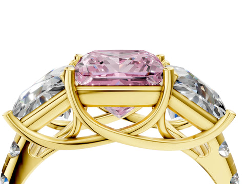 Yellow gold Three-Stone Fancy Pink Princess Cut Diamond Pavé Band with Prong Setting_4