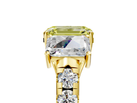 Yellow gold Three-Stone Fancy Yellow Emerald Cut Diamond Pavé Band with Prong Setting_5
