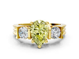 Yellow gold Three-Stone Fancy Yellow Pear Cut Cut Classic Band Prong Setting Ring