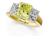 Yellow gold Three-Stone Fancy Yellow Radiant Cut Cut Diamond Ring with Prong Setting and Classic Band_1