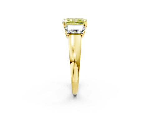 Yellow gold Three-Stone Fancy Yellow Radiant Cut Cut Solitaire Ring with Classic Prong Setting_2