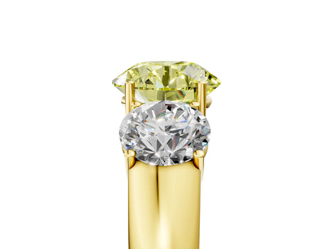 Yellow gold Three-Stone Fancy Yellow Round Cut Cut Diamond Ring with Prong Setting and Classic Band_5