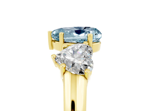 Yellow gold Three-Stone Heart Cut Aquamarine Engagement Ring with Prong Setting_5