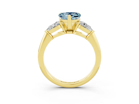 Yellow gold Three-Stone Heart Cut Aquamarine Ring with Pear Side Stones and Four-Prong Setting_3