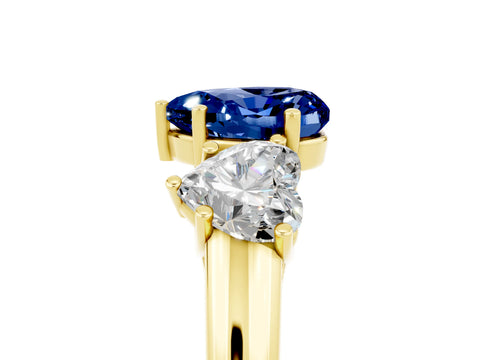 Yellow gold Three-Stone Heart Cut Blue Sapphire Engagement Ring with Prong Setting_5