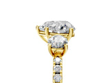 Yellow gold Three-Stone Heart Cut Cut Diamond Pavé Band with Prong Setting_20