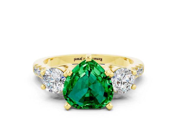 Yellow gold Three-Stone Heart Cut Emerald Pavé Band with Four-Prong Setting
