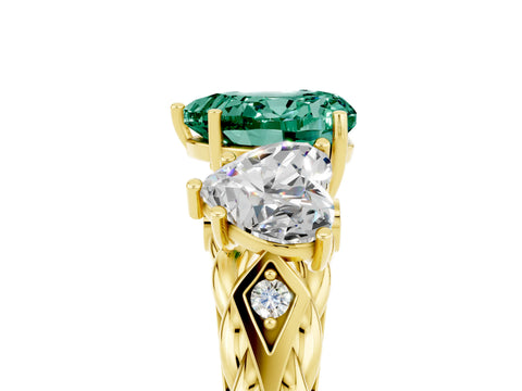 Yellow gold Three-Stone Heart Cut Green Sapphire Braided Band Ring with Four-Prong Setting_17