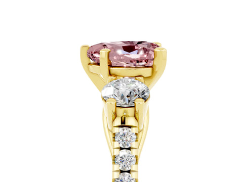 Yellow gold Three-Stone Heart Cut Morganite Pavé Band with Four-Prong Setting_5