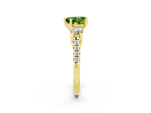 Yellow gold Three-Stone Heart Cut Peridot Pavé Band with Four-Prong Setting_2
