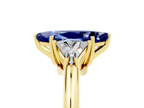 Yellow gold Three-Stone Marquise Cut Cut Diamond Ring with Trillion Side Stones and Four-Prong Setting_5