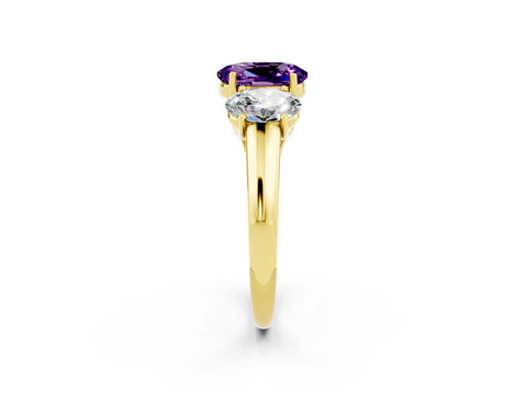 Yellow gold Three-Stone Oval Cut Amethyst Engagement Ring with Prong Setting_2