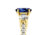 Yellow gold Three-Stone Oval Cut Blue Sapphire Pavé Band with Four-Prong Setting_5