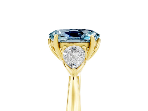 Yellow gold Three-Stone Oval Cut Cut Diamond Ring with Pear Side Stones in Four-Prong Setting_5
