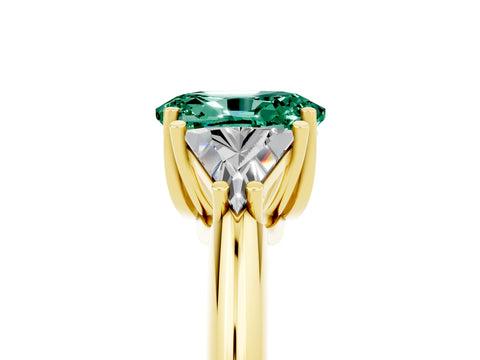 Yellow gold Three-Stone Oval Cut Cut Diamond Ring with Trillion Side Stones and Four-Prong Setting_5
