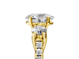 Yellow gold Three-Stone Oval Cut Diamond Pavé Band with Four-Prong Setting_41
