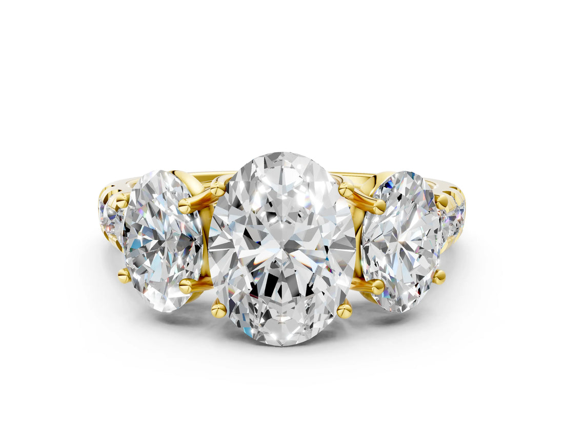 Yellow gold Three-Stone Oval Cut Diamond Pavé Band with Prong Setting_3