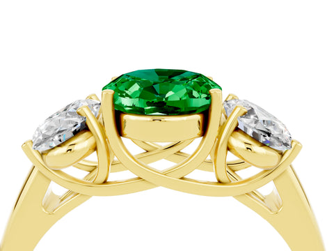 Yellow gold Three-Stone Oval Cut Emerald Engagement Ring with Prong Setting_4