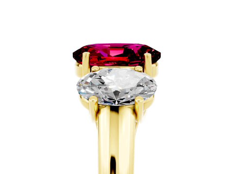 Yellow gold Three-Stone Oval Cut Garnet Engagement Ring with Prong Setting_5