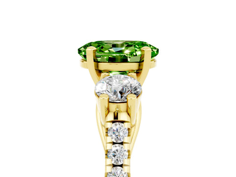 Yellow gold Three-Stone Oval Cut Peridot Pavé Band with Four-Prong Setting_5