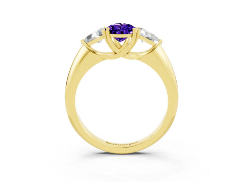 Yellow gold Three-Stone Pear Cut Cut Diamond Ring with Trillion Side Stones and Four-Prong Setting_3
