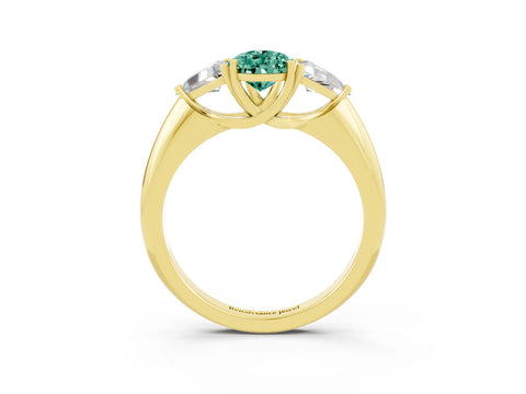 Yellow gold Three-Stone Pear Cut Cut Diamond Ring with Trillion Side Stones and Four-Prong Setting_3