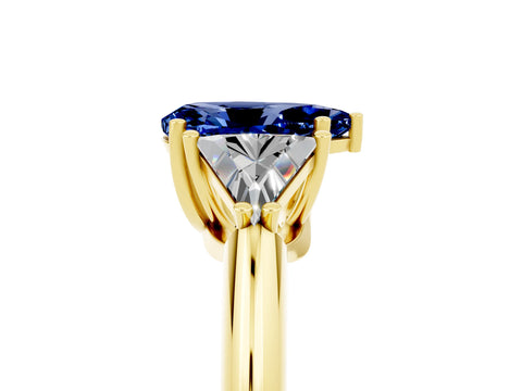 Yellow gold Three-Stone Pear Cut Cut Diamond Ring with Trillion Side Stones and Four-Prong Setting_5