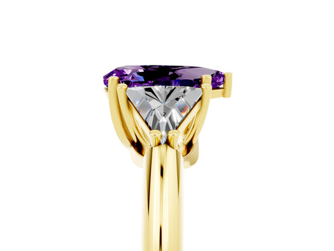 Yellow gold Three-Stone Pear Cut Cut Diamond Ring with Trillion Side Stones and Four-Prong Setting_5